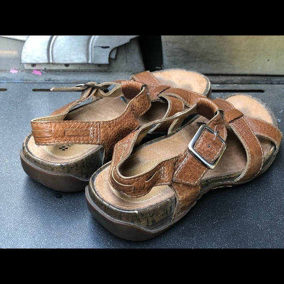 naturalizer Montreat Brown Leather Sport Sandals - Picture 6 of 10